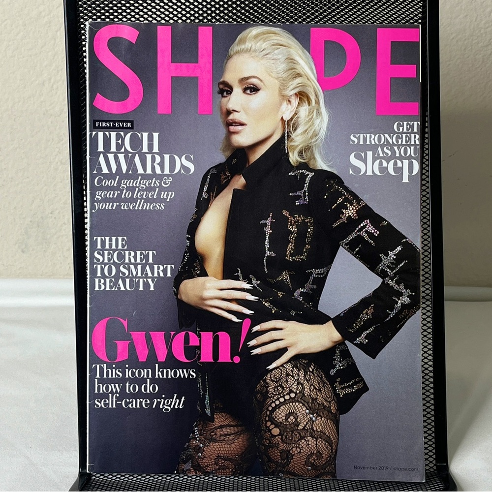 Shape Magazine Gwen Stefani Music Icon November 2019 Best In Tech Issue